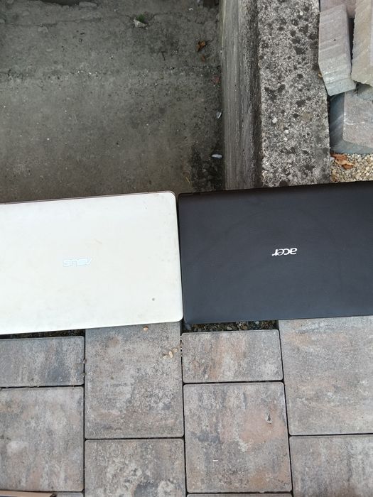 Laptop uri pentru piese