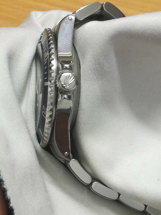 Rolex SUBMARINER Date Oyster Perpetual, кутия+документи, 16610