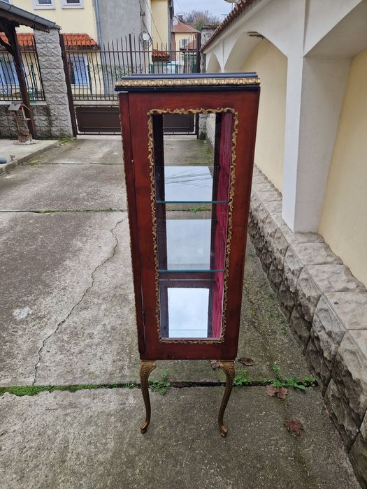 Уникална антикварна френска витрина Луй 15