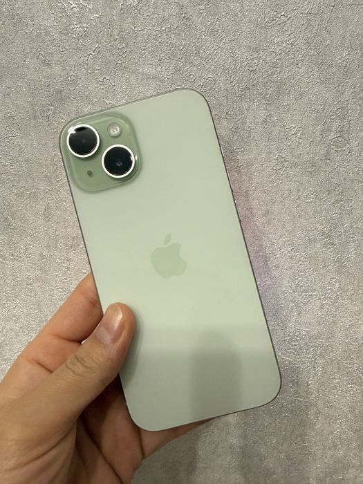 Продам iPhone 15, 128 ГБ