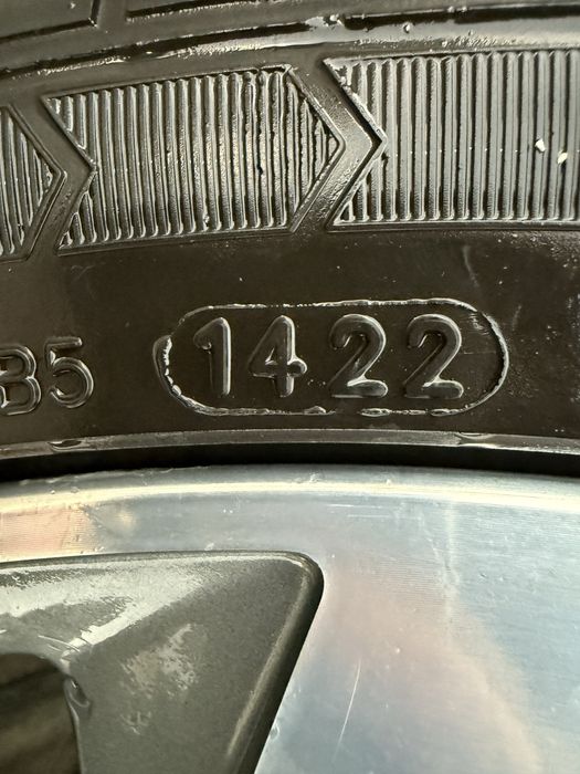 Audi A6 A7 A8 оригинални 255/35/20 Дот 22г Летни