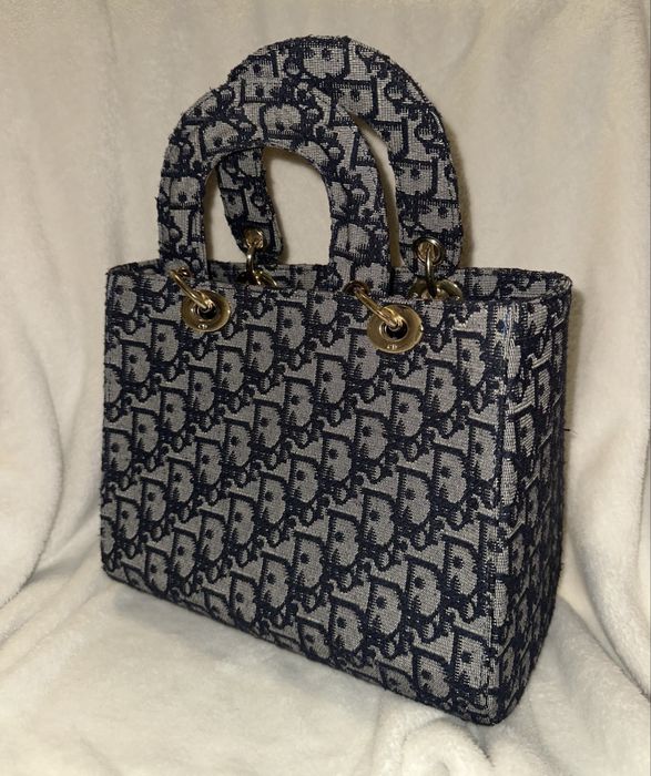 Маркова дамска лукозна чанта Dior