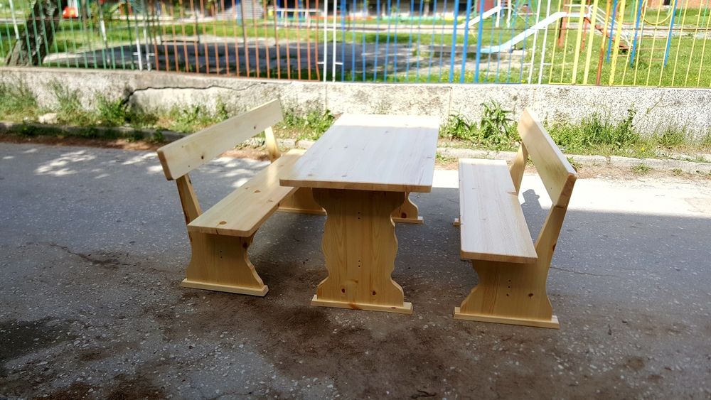 Производство на маси и пейки