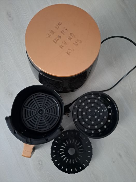 Vând airfryer stare excelenta