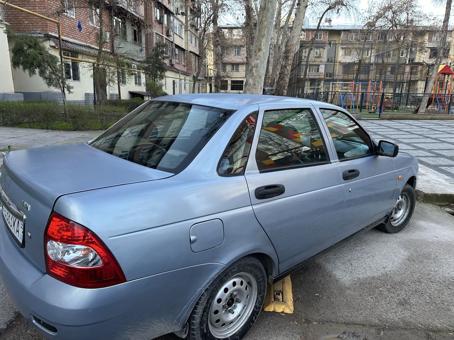 Лада приора 2170