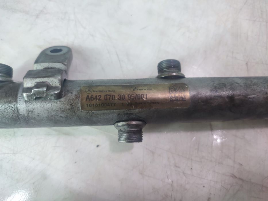 Rampa injectoare 3.0 cdi om642 A6420703095 Mercedes-Benz ML W164 [fac