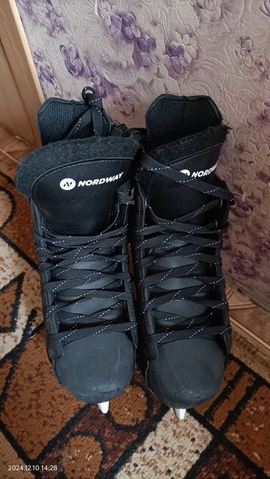 Коньки детские р/р 34