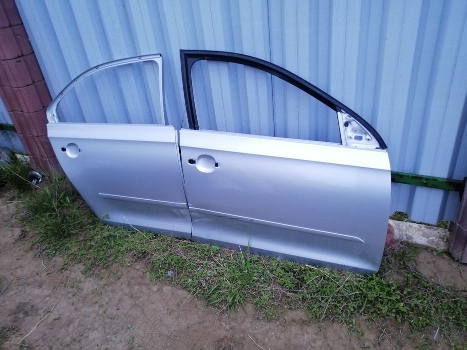 Двери на рапид поло двери на skoda rapid volkswagen polo