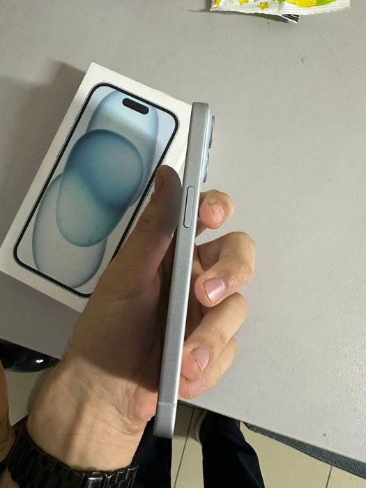 Продам Iphone 15