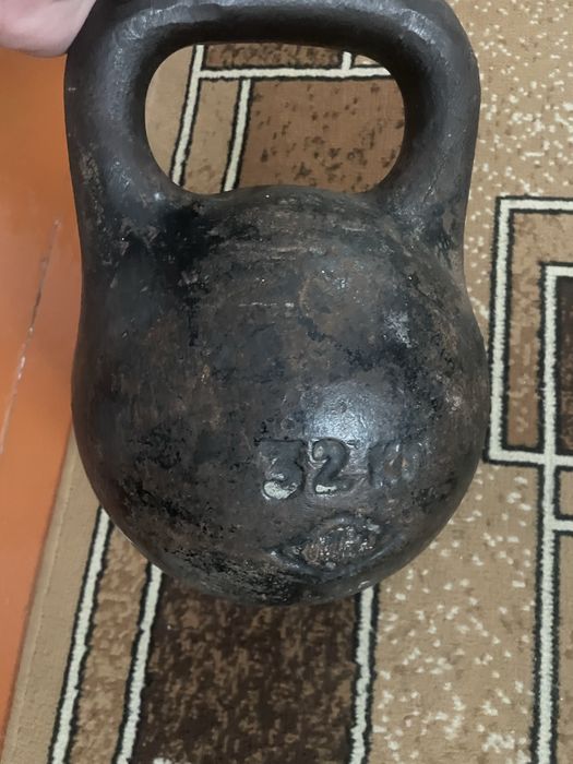 Срочно Продам гирю 32 кг