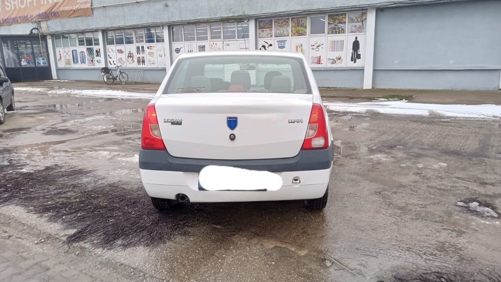 Vand dacia logan full 14 benzina an 2007 euro 4  unic propietar de nou