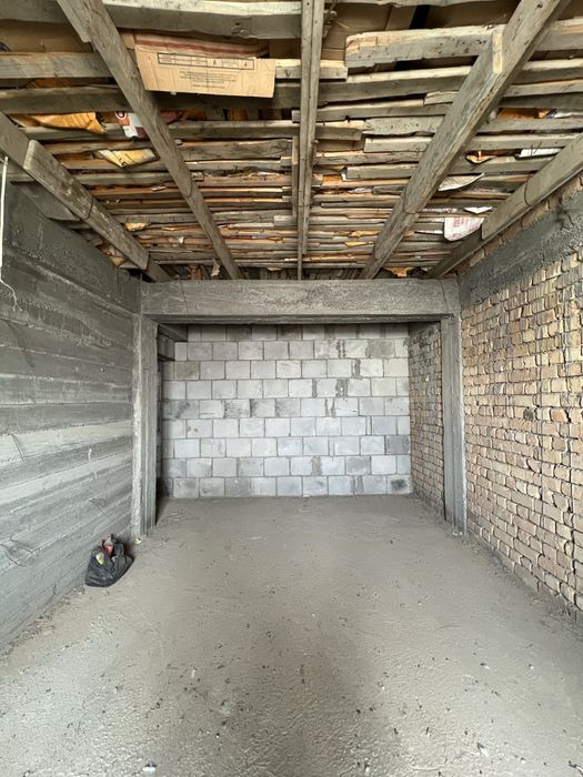 2/8/8 Продается 2 комнатная квартира мансарда