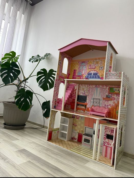 Casa mare  lemn păpuși +mobilier