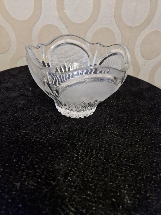 Хрустальная салатница.