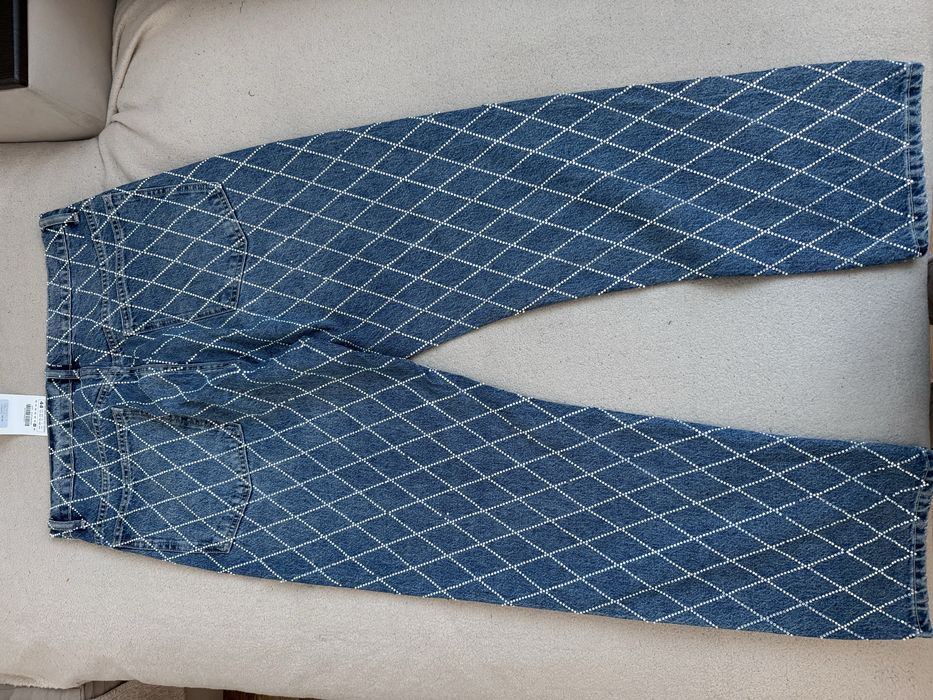 Дънки с камъни Zara