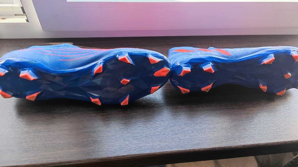 Бутсы adidas 46 р-р