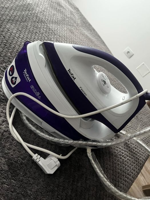 Statie de calcat Tefal