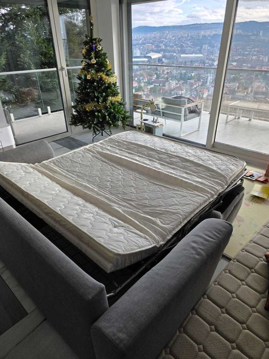 Canapea extensibila 3 locuri