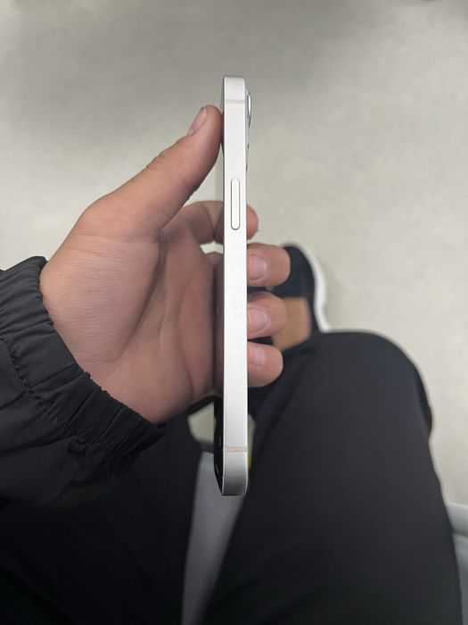 iPhone 13 128гб.