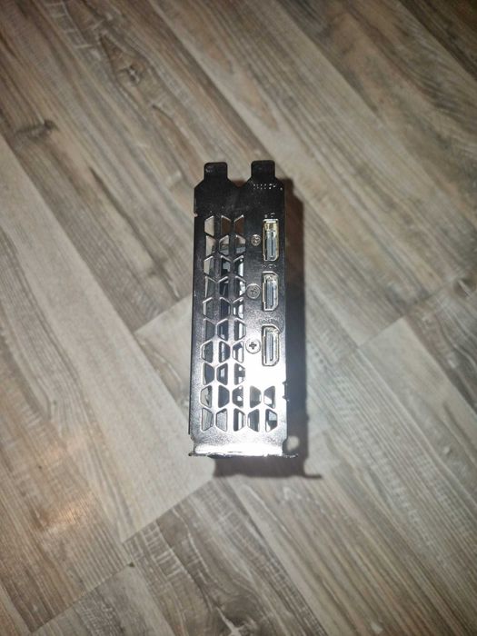 Placa de video Gigabyte GeForce GTX 1650 Windforce OC 4G GDDR5