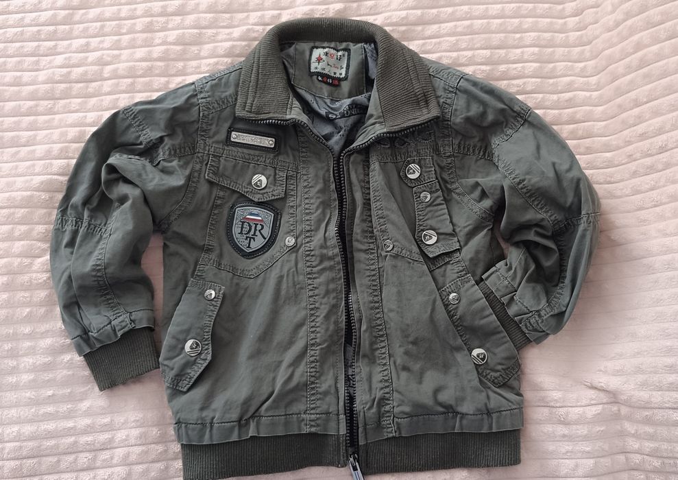 Куртка для мальчика на рост 130-135