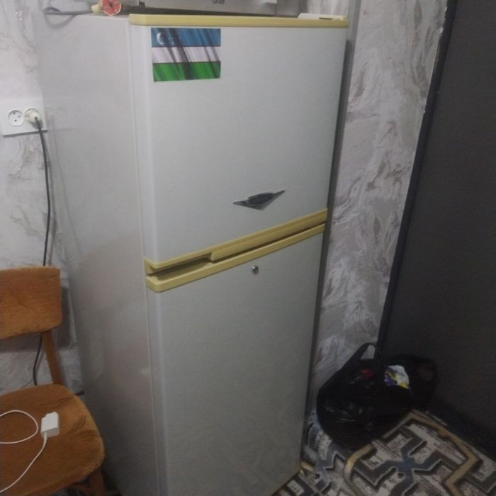 Холодильник в хорошем состоянии