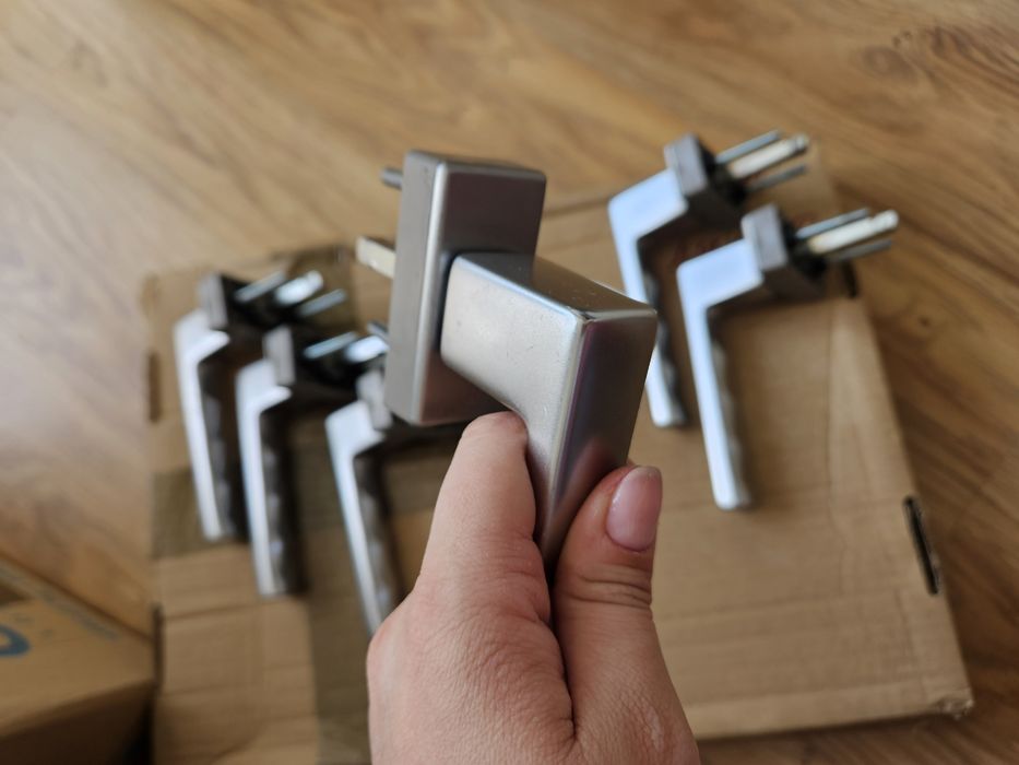 Дръжки за pvc / алуминиева дограма