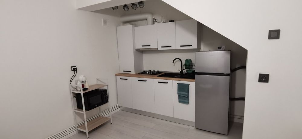 Închiriez Apartament open space