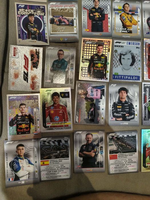Карти F1 2025 ATTAX