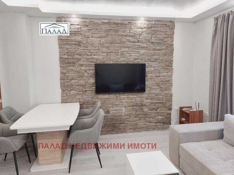 Дава се под наем Тристаен апартамент в Варна, Гръцка махала - 90 кв.м за 850 € - Снимка #3
