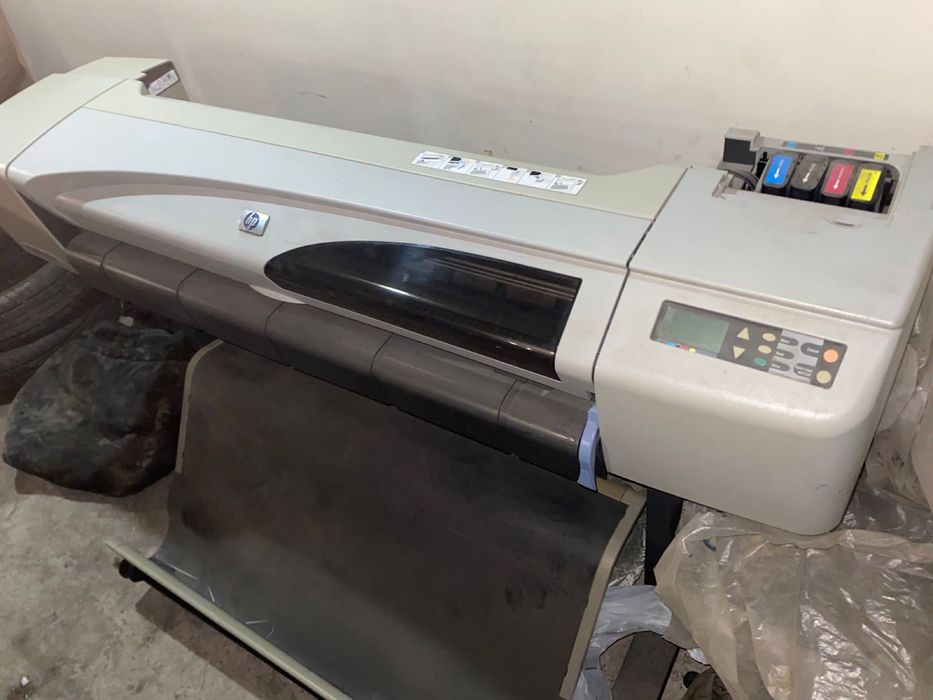 Широкоформатный плоттер HP DesignJet