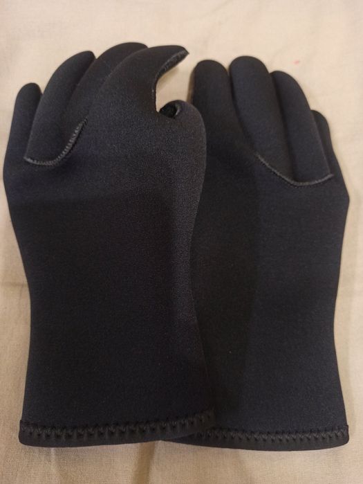 Неопренови ръкавици