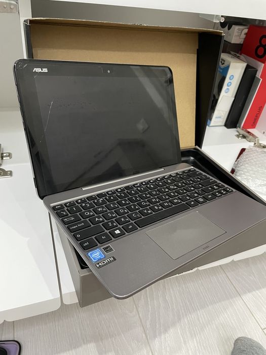 Продам ноутбук трансформер