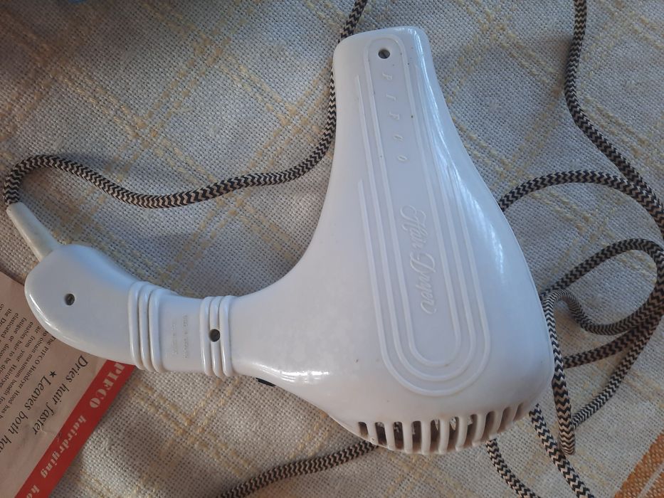 Vintage : Feon Pifco cu stand si casca anii '50