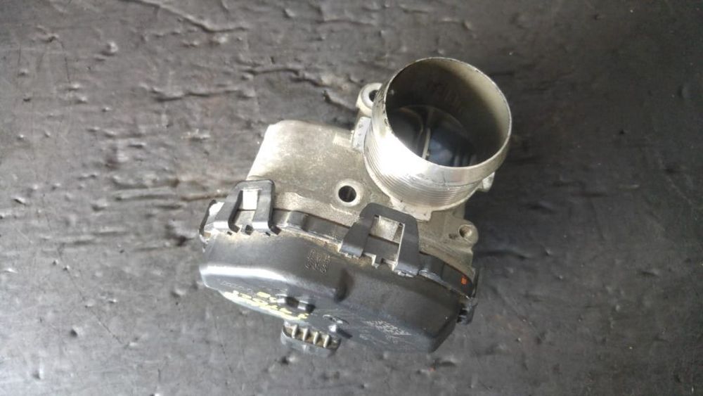 Clapeta acceleratie 1.5 tdci ford focus 3 c-max 9807238580