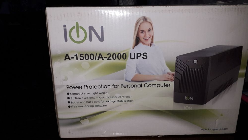 Источник бесперебойного  питания ups  2000  v