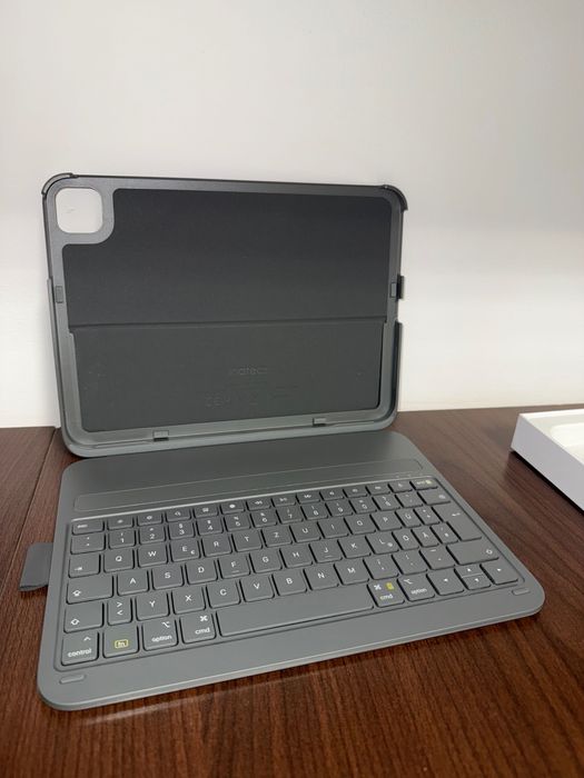 Husă cu tastatură detașabilă pentru iPad 10 / Air / Pro 11 – Nouă