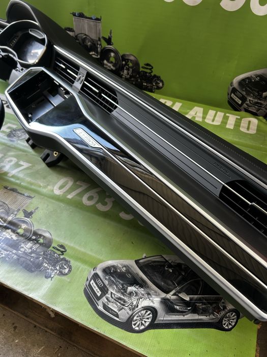 Ornament , trim planșă  bord Audi A6 C8