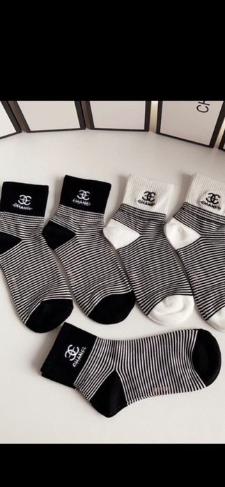 Șosete Chanel model 2026,  pretul este ptr o pereche