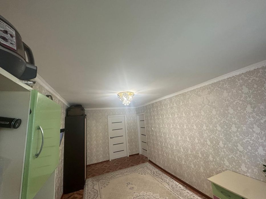 Продам квартиру  2 микр 30 дом 31 кв