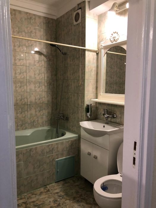 Vand apartament 3 camere