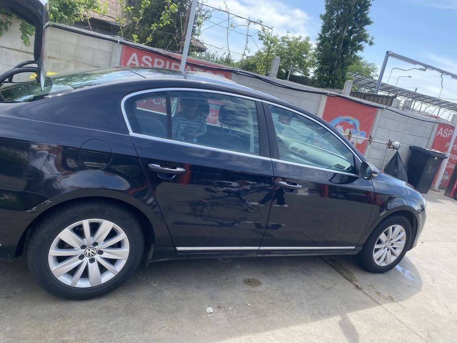 Volswagen passat 1.4 tsi vând sau schimb cu mașina pentru uber