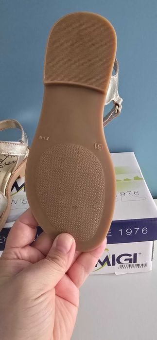 Сандали за момиче НОВИ Primigi 31, Clarks 28