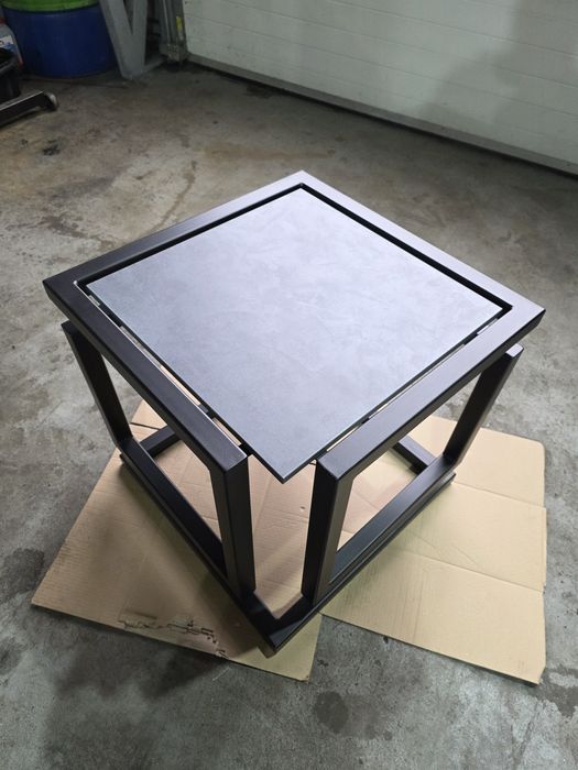 Vând măsuță living