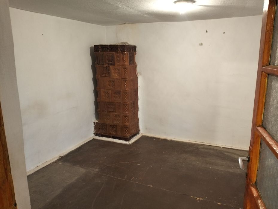 Vand casa batraneasca.