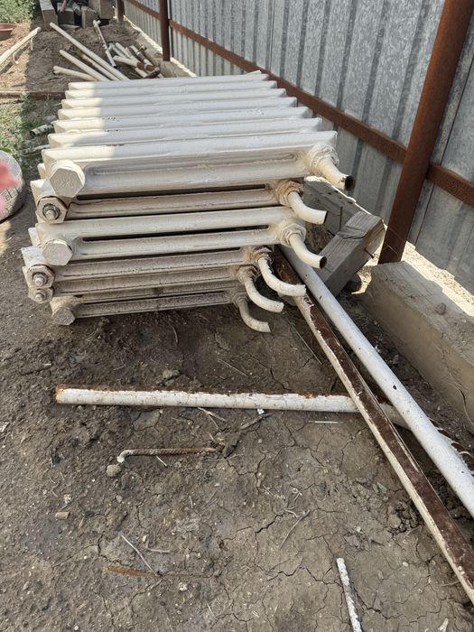 продам отопление чугунные батареи