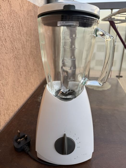 Blender Braun - recipient solid din sticla