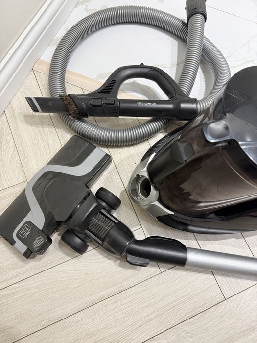 Пылесос в отличном состояний Tefal