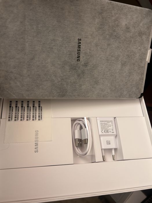 Планшет  Samsung Galaxy Tab A