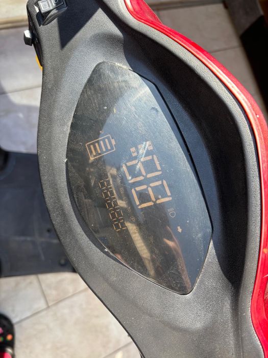 Voltarom VM4, Tricicleta Electrica